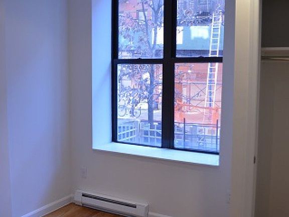 2nd image of 309 W 114th St APT 1C