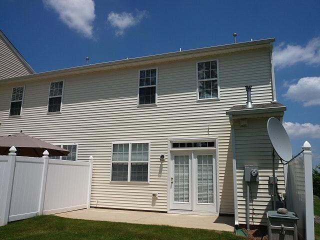 2nd image of 8205 Martello Ln