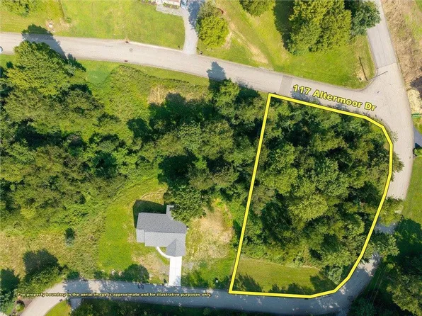 117 Altermoor Dr, Natrona Heights, PA 15065