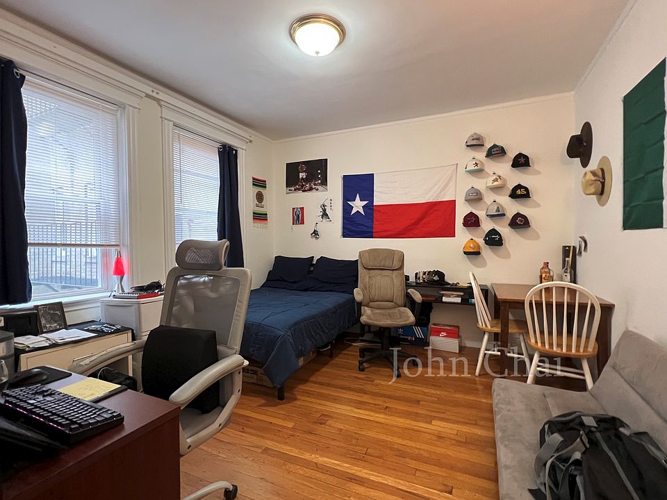 1st image of 14 Orkney Rd APT 22