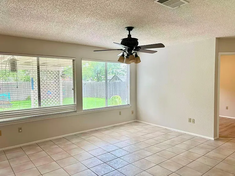 12906 Tantara Dr — Photo 11