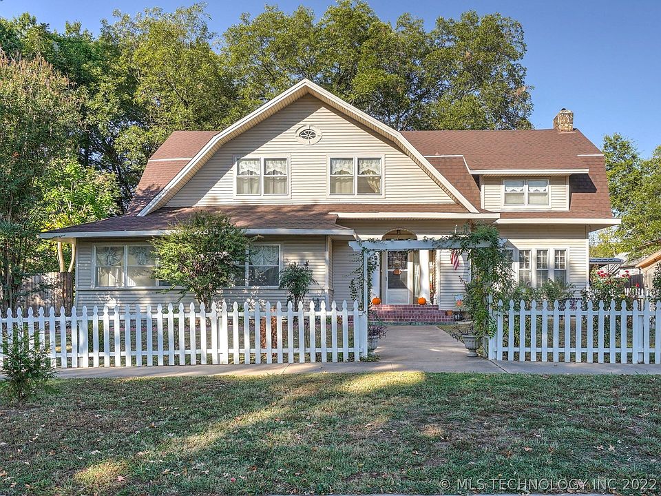 722 N Morton Ave, Okmulgee, OK 74447 | Zillow