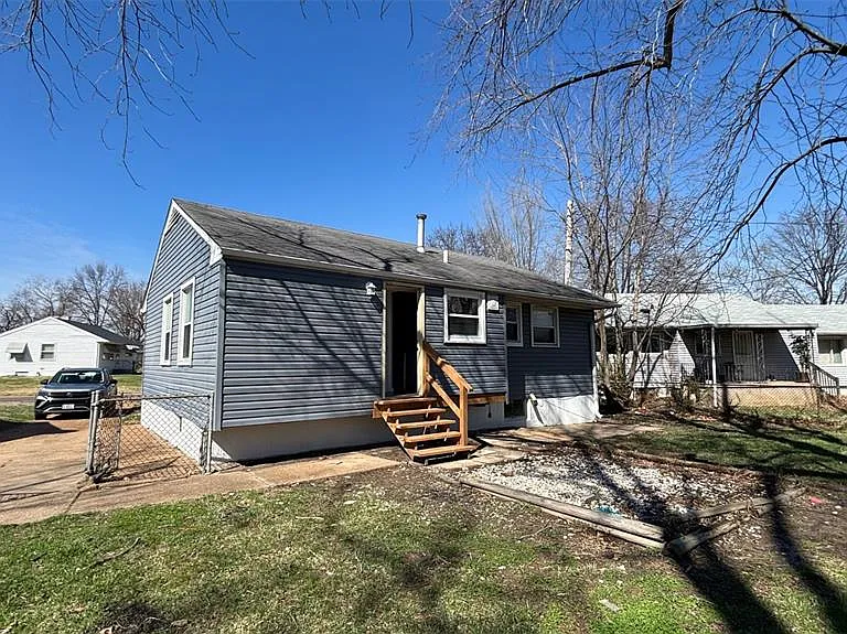204 Tay Rd — Photo 23
