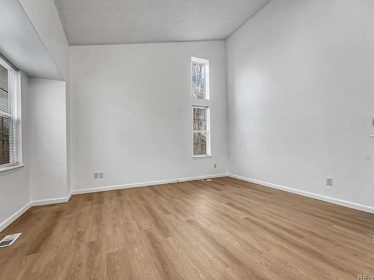 4240 S Ireland St — Photo 5
