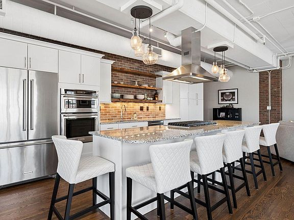 3rd image of 1499 Blake St #6C