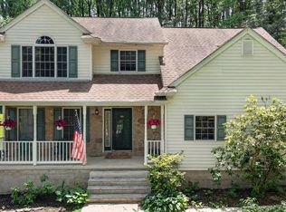 802 Hollow Rd, Delta, PA 17314