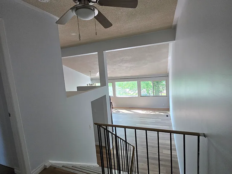 110 Overlea Dr — Photo 10