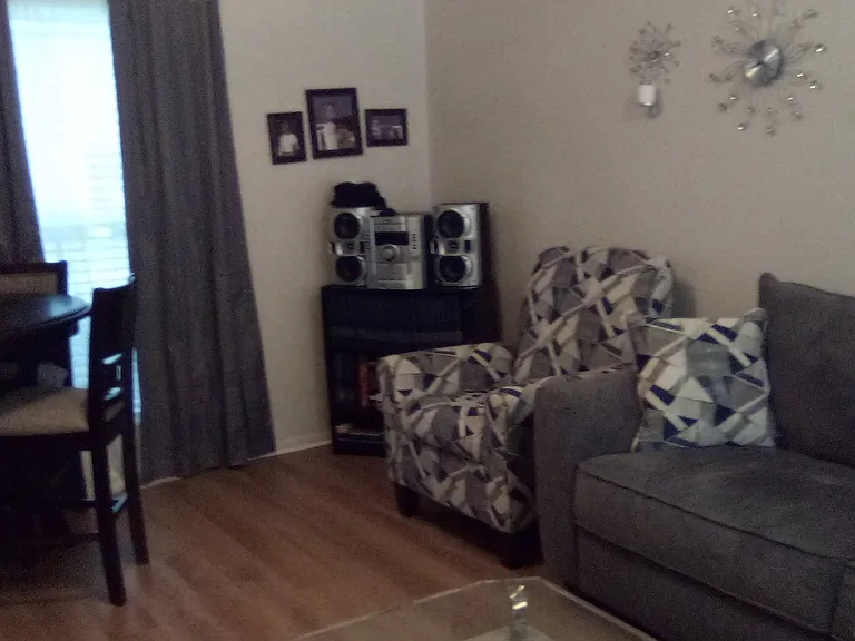16161 Tiger Bend Rd — Photo 3