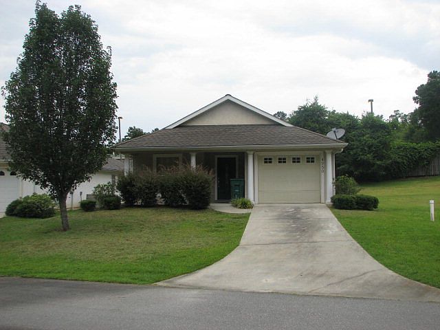 1st image of 4950 Water Oak Dr