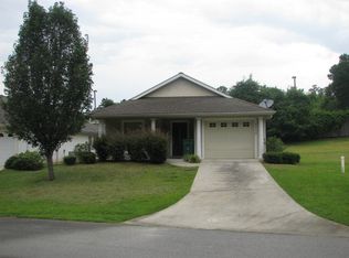 4950 Water Oak Dr, Marianna, FL 32446