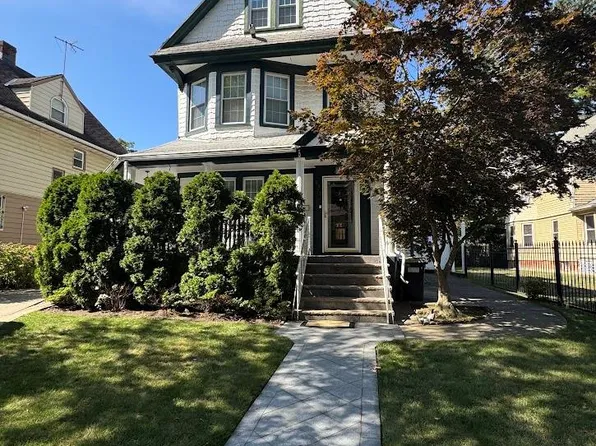 85-32 116 Street, Richmond Hill, NY 11418