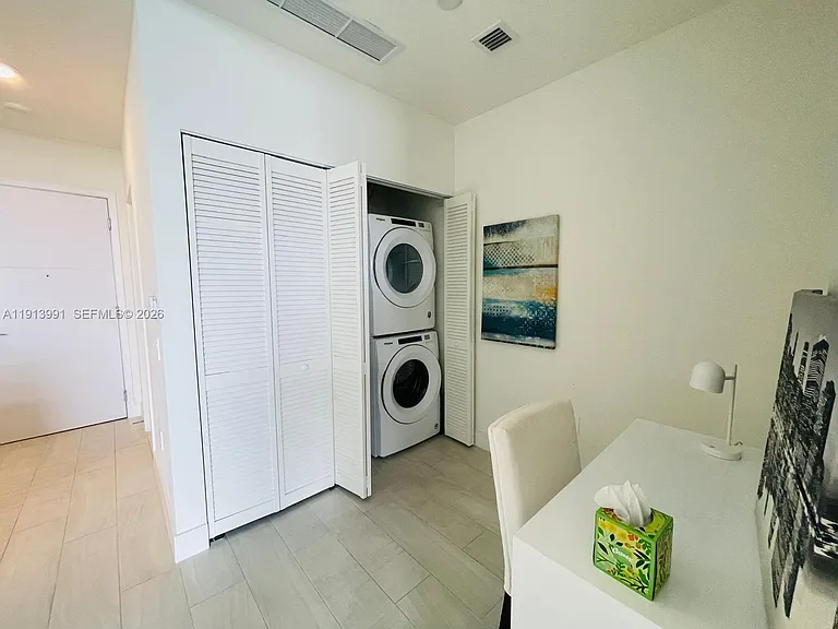 2000 Metropica Way #605 — Photo 20