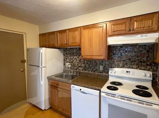 21 Franklin St APT 8, Somerville, MA 02145
