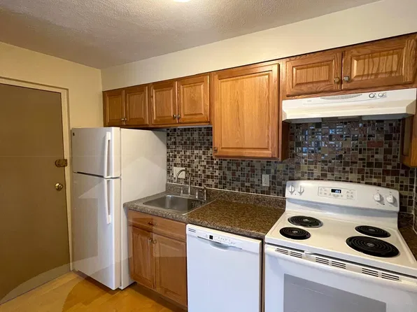 21 Franklin St, Somerville, MA