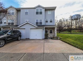 32 Sand Hill Rd #135, Monroe Township, NJ 08831