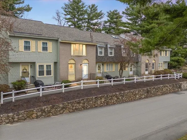 86 Sentry Way, Merrimack, NH 03054