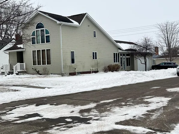 621 7th Ave, Madison, MN 56256