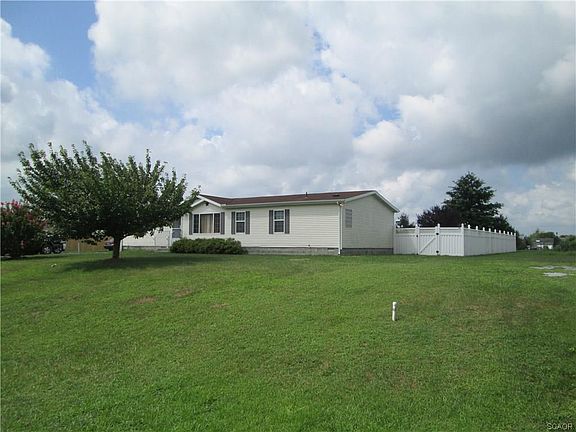 2nd image of 343 Pleasant Pine Cir