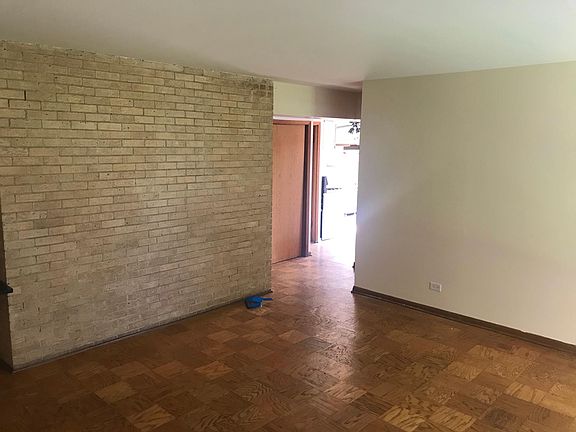 4th image of 2431 N 76th Ct APT 1E