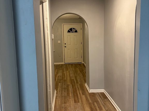 4th image of 3134 Elyria Ave