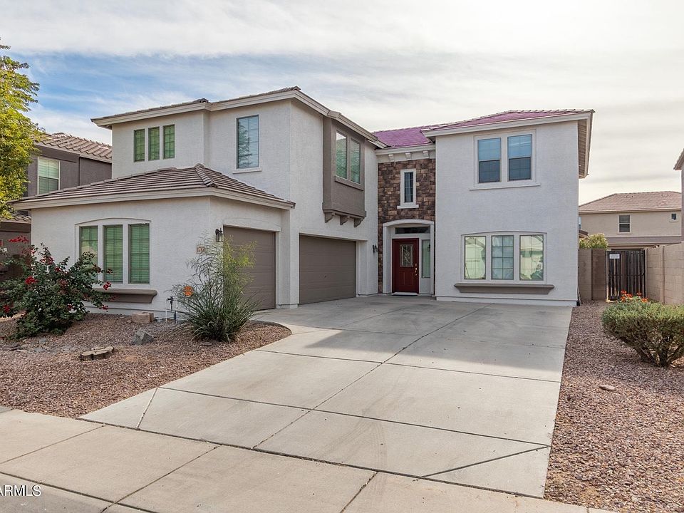 1st image of 17851 W Crocus Dr