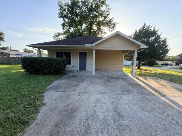 424 Baker Cir, Liberty, TX 77575