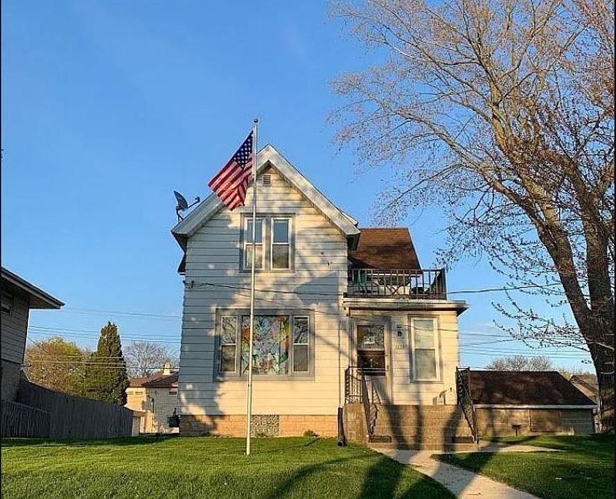 1st image of 4168-4168A N 92nd St