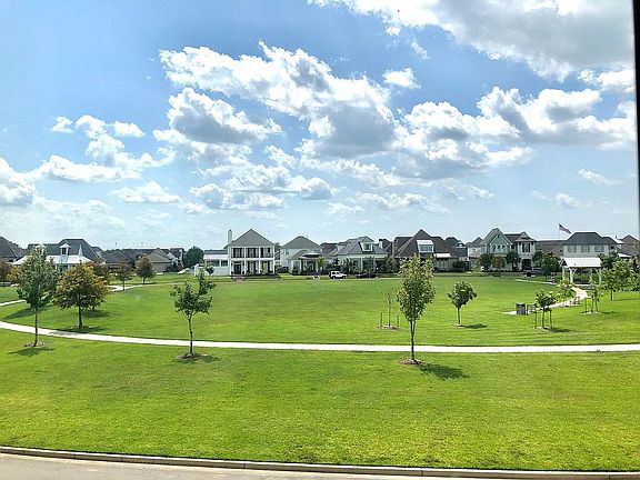 5th image of 210 Bella Vista Pkwy