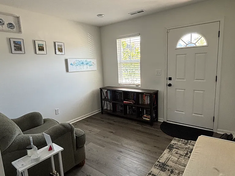 1298 Woodstone Way — Photo 3