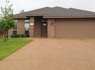 8004 Dove Run Trl, College Station, TX 77845