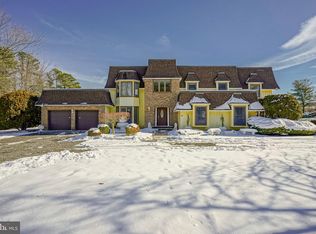 19 Bronwood Dr, Voorhees, NJ 08043