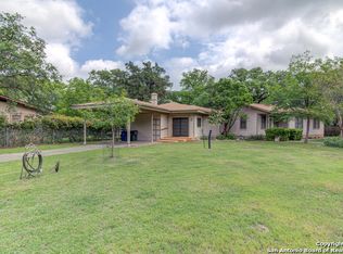 1084 Fredericksburg Rd, New Braunfels, TX 78130