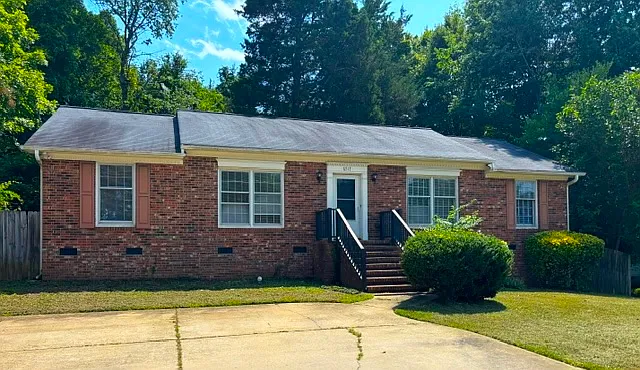 6717 W Friendly Ave