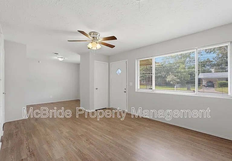 1918 Dunham Ct — Photo 6