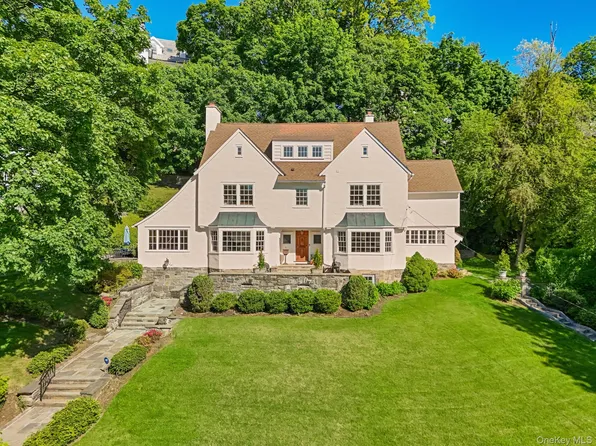 51 Avon Road, Bronxville, NY 10708