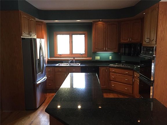 3rd image of 7323 NW Beaver Dr