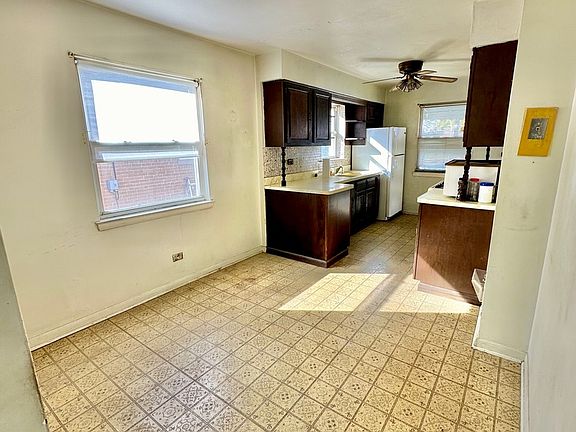2nd image of 7628 W Forest Preserve Ave