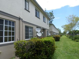 2021 Nassau Dr #2021, Riviera Beach, FL 33404