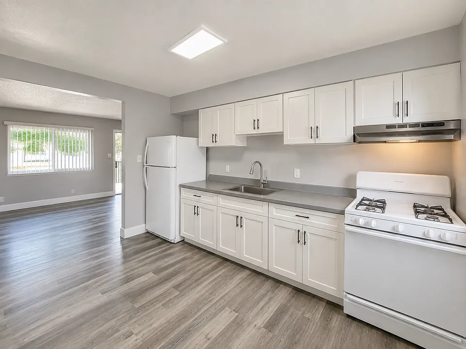 Oak Ridge Apartments