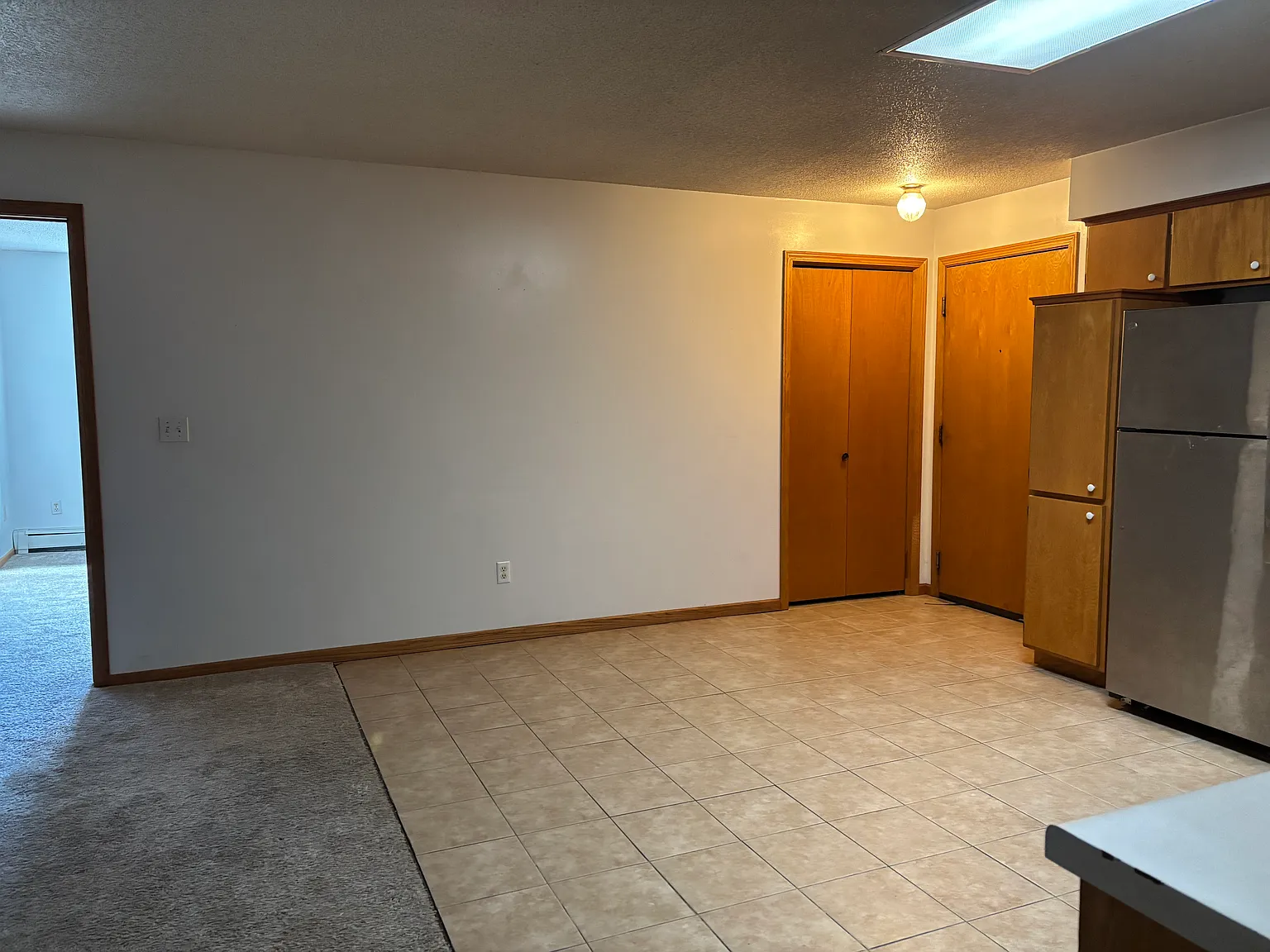 460 Central Ave N — Photo 4