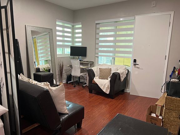 3rd image of 910 Bay Dr APT 24