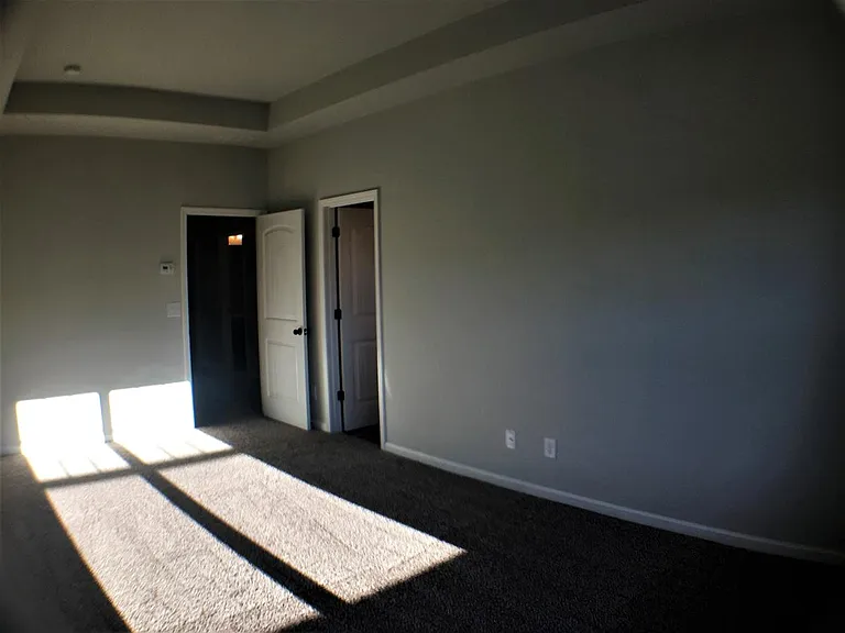 690 Oakside Pl — Photo 8