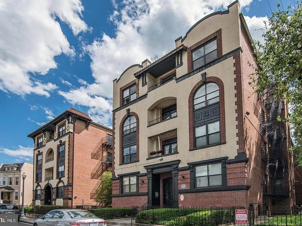 1438 Meridian Pl NW #105