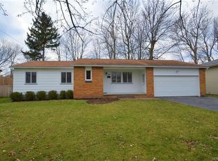 30 Gemini Cir, Rochester, NY 14606