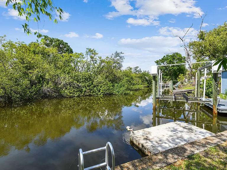 8611 Driftwood Dr — Photo 58