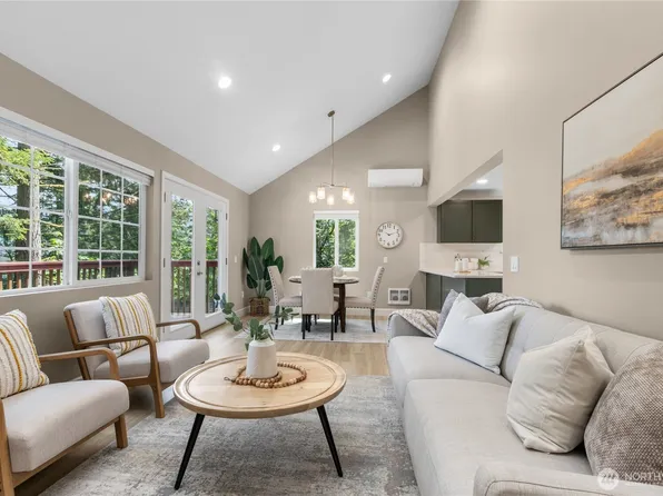 4 Gooseberry Circle, Bellingham, WA 98229