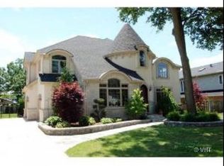 2201 De Cook Ave, Park Ridge, IL 60068