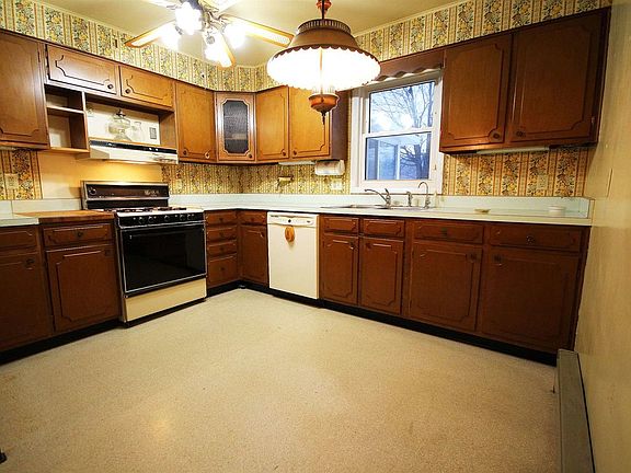2nd image of 54875 Willow Creek Dr