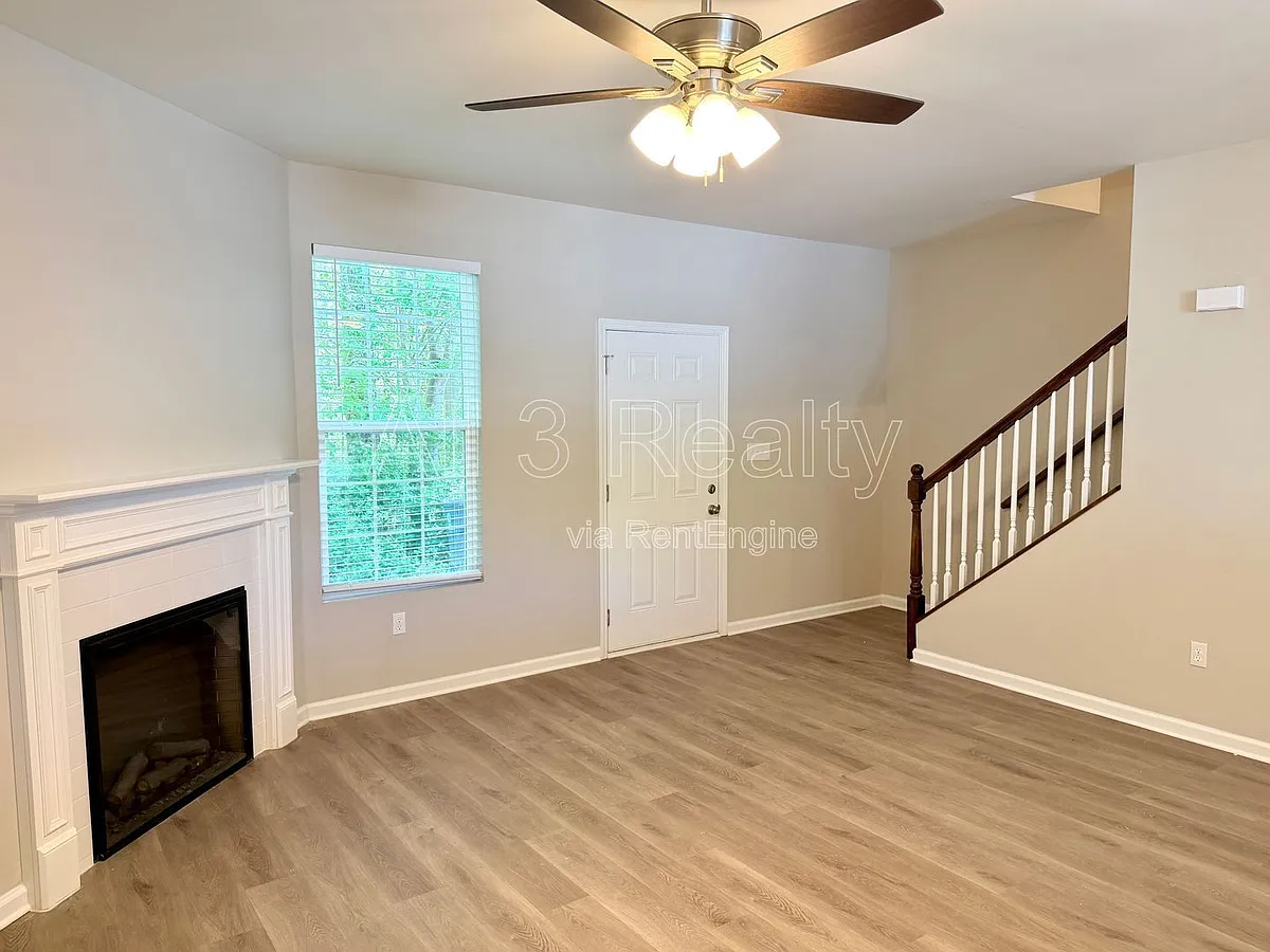 Building Photo - 6108 Camden Forrest Cv
