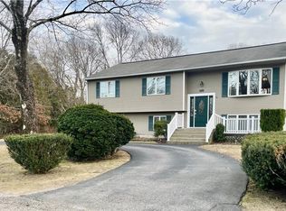 1120 Central Ave, Johnston, RI 02919